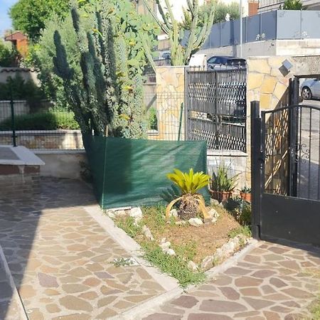 Appartamento Con Giardino Roma Esterno foto